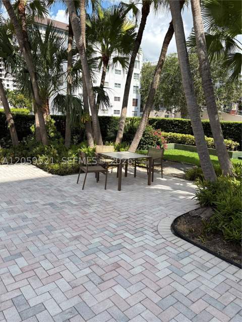 625 Biltmore Way 501, Coral Gables FL - photo 18 of 35