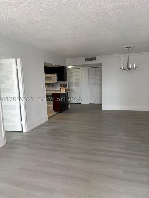 625 Biltmore Way 501, Coral Gables FL - photo 9 of 35