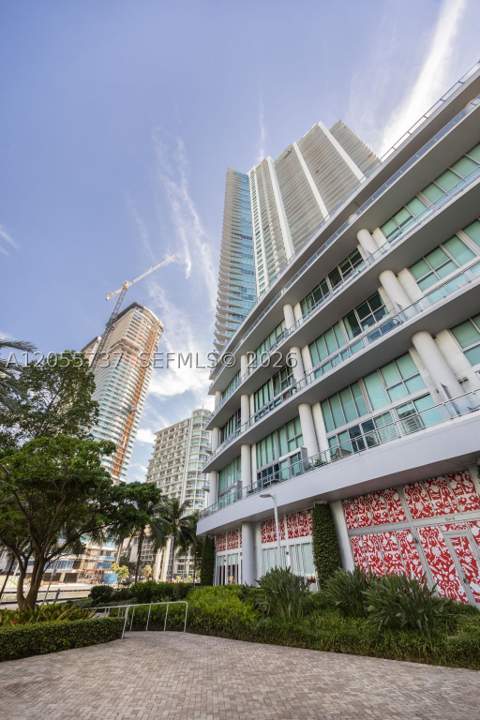 92 SW 3rd St 3901, Miami FL - photo 13 of 31