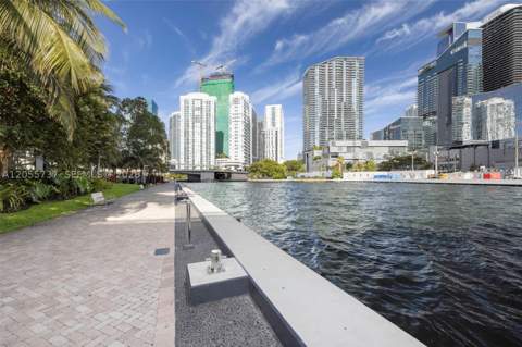 92 SW 3rd St 3901, Miami FL - photo 14 of 31