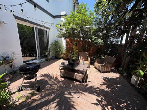11623 NW 78th St, Doral FL - photo 11 of 13