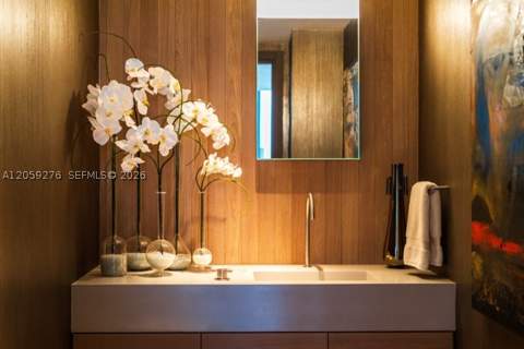 2901 Collins Ave 1602, Miami Beach FL - photo 17 of 31