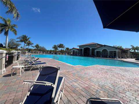 22301 SW 88th Pl 304-3, Cutler Bay FL - photo 24 of 29