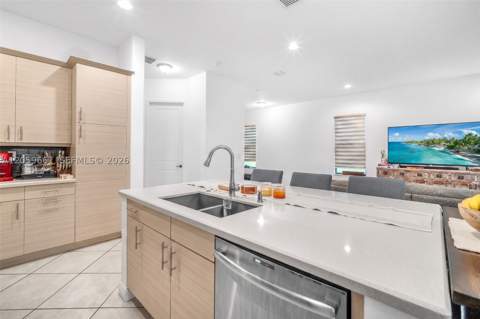 3575 W 97th St, Hialeah FL - photo 12 of 66