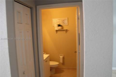 12989 SW 135th Ter, Miami FL - photo 10 of 33