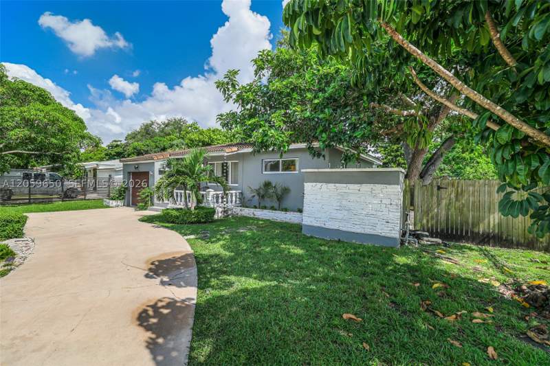 4 bedroom SingleFamilyResidence at 65 NW 116th St, La Paloma, Miami — photo 2