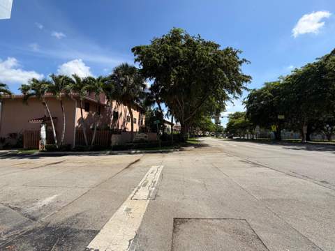 9908 Hammocks Boulevard 103-42, Miami FL - photo 24 of 30