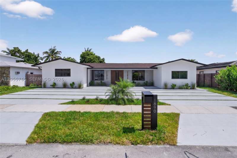 4 bedroom SingleFamilyResidence at 1890 NE 211th Ter, 2nd Addn To Highland Gard, Miami — photo 1