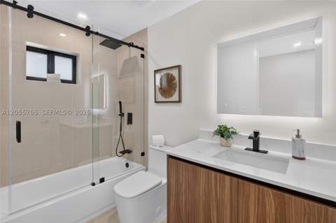 1890 NE 211th Ter, Miami FL - photo 21 of 32