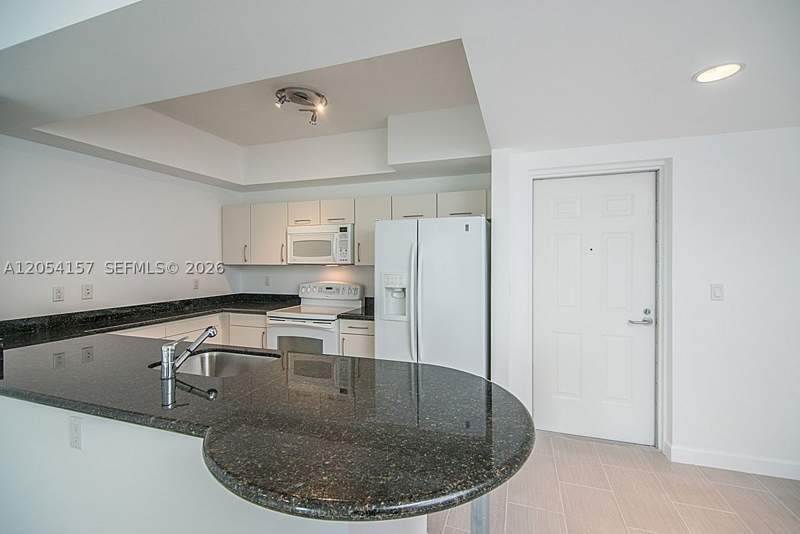 1 bedroom Condominium at 7280 SW 89th St D502, Downtown Dadeland Condo N, Miami — photo 5