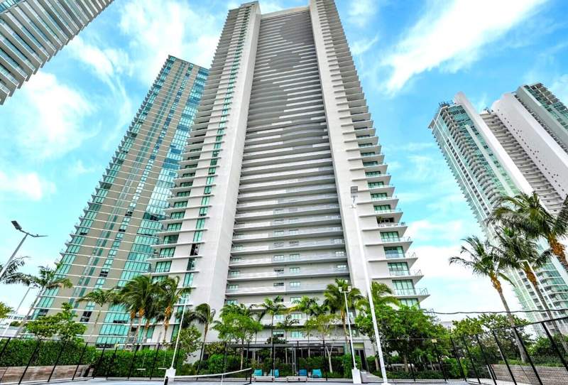 2 bedroom Condominium at 480 NE 31st Street 906, Gran Paraiso Condo, Miami — photo 3