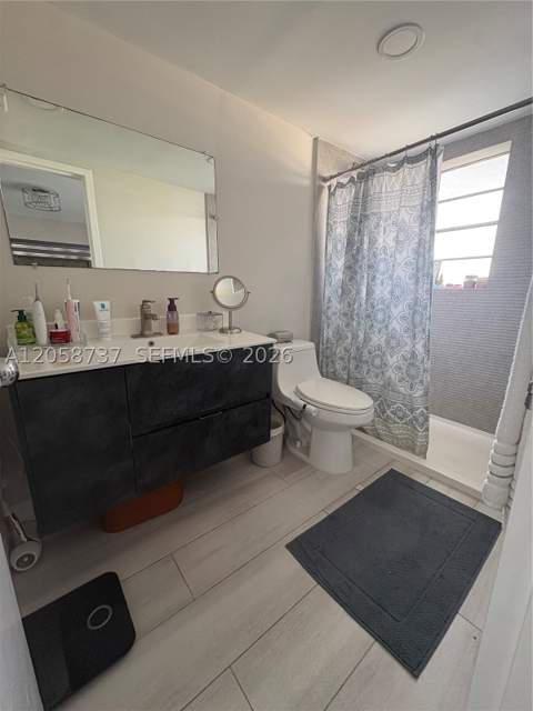 7620 Carlyle Ave 502, Miami Beach FL - photo 8 of 12
