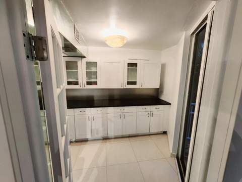 1000 Quayside Terrace 408, Miami FL - photo 12 of 34