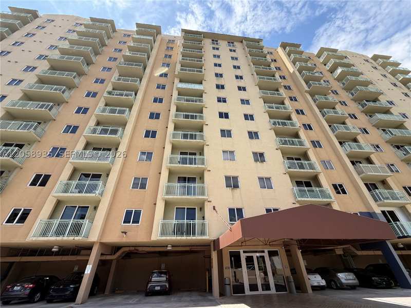 2 bedroom Condominium at 3500 Coral Way 907, Coral Plaza Of Miami Cond, Miami — photo 1