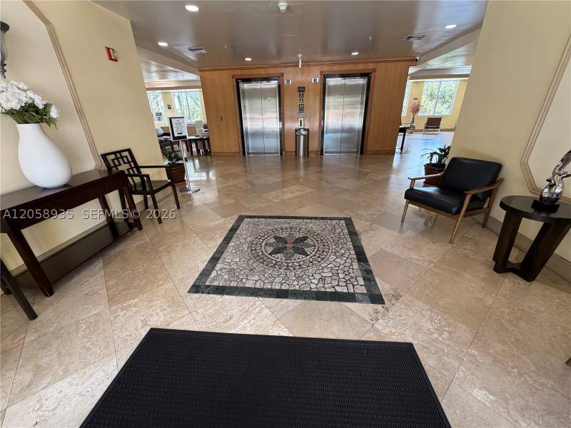2 bedroom Condominium at 3500 Coral Way 907, Coral Plaza Of Miami Cond, Miami — photo 2