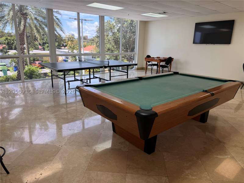 2 bedroom Condominium at 3500 Coral Way 907, Coral Plaza Of Miami Cond, Miami — photo 4