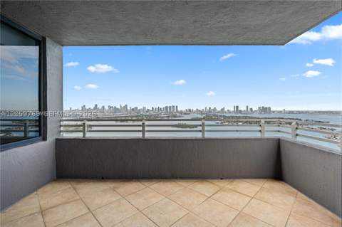1330 West Ave 2601, Miami Beach FL - photo 18 of 38