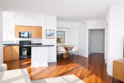 1330 West Ave 2601, Miami Beach FL - photo 8 of 38