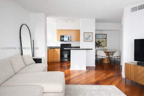 1330 West Ave 2601, Miami Beach FL - photo 9 of 38