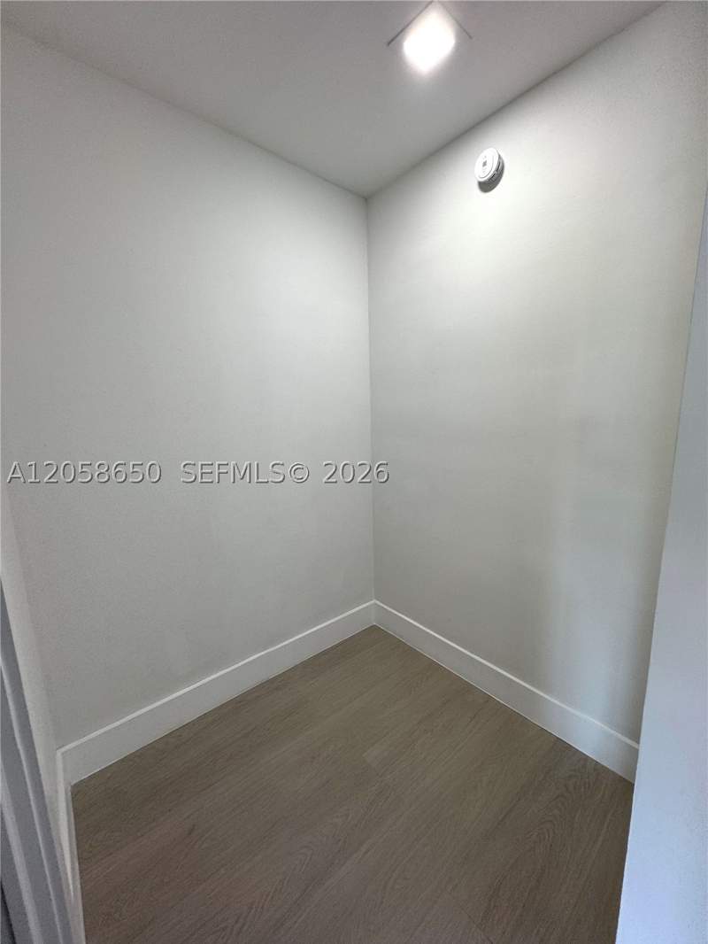 1 bedroom Condominium at 300 Bayview Dr 1201, Arlen House Condo, Sunny Isles Beach — photo 5