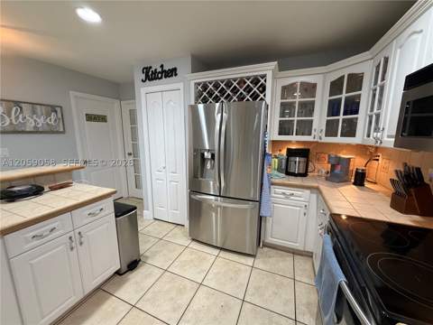 15253 SW 138th Ter, Miami FL - photo 15 of 41