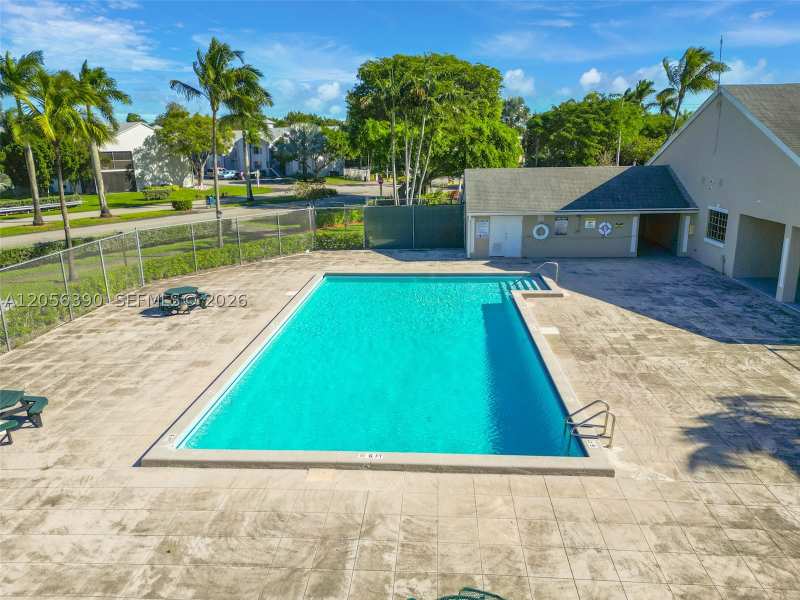 3 bedroom Condominium at 1400 Jefferson Dr 1400 B, Lakeshore Condo 7, Homestead — photo 1