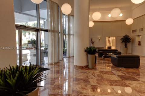 3600 Mystic Pointe Dr 613, Aventura FL - photo 15 of 18