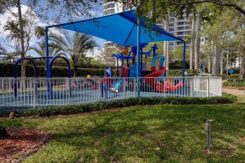 3600 Mystic Pointe Dr 613, Aventura FL - photo 17 of 18