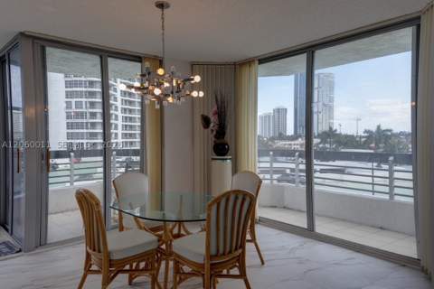 3600 Mystic Pointe Dr 613, Aventura FL - photo 6 of 18