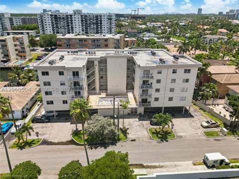 3536 NE 168th St 206, North Miami Beach FL - photo 16 of 23