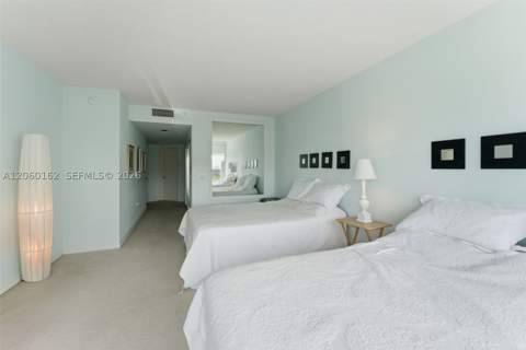 16400 Collins Ave 544, Sunny Isles Beach FL - photo 15 of 38