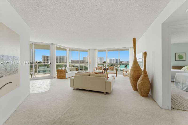 2 bedroom Condominium at 16400 Collins Ave 544, Oceania IV Condo, Sunny Isles Beach — photo 4
