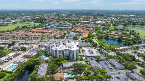 13953 Kendale Lakes Cir B205, Miami FL - photo 23 of 27