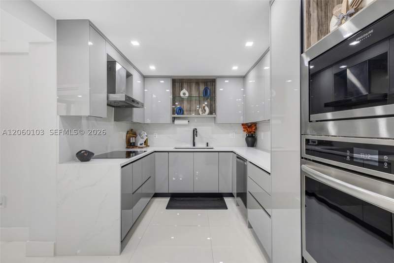 3 bedroom Condominium at 13953 Kendale Lakes Cir B205, Towers Of Kendale Lakes C, Miami — photo 3