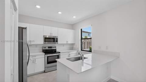 23441 SW 129th Ave, Homestead FL - photo 9 of 46