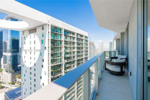 77 SE 5th St 3914, Miami FL - photo 13 of 28