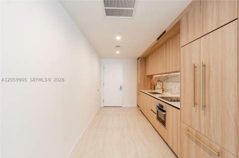 77 SE 5th St 3914, Miami FL - photo 15 of 28