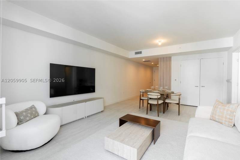 1 bedroom Condominium at 77 SE 5th St 3914, Viceroy Residences, Miami — photo 3