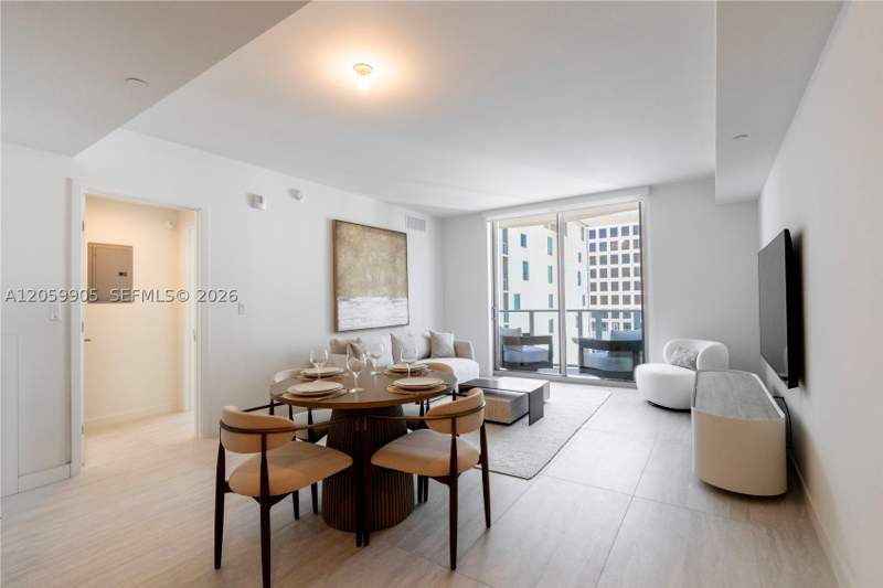 1 bedroom Condominium at 77 SE 5th St 3914, Viceroy Residences, Miami — photo 4