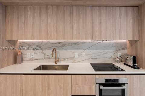 77 SE 5th St 3914, Miami FL - photo 7 of 28