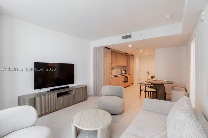 1 bedroom Condominium at 77 SE 5th St 1910, Viceroy Brickell, Miami — photo 3