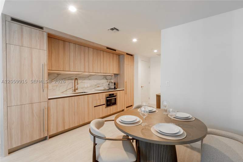 1 bedroom Condominium at 77 SE 5th St 1910, Viceroy Brickell, Miami — photo 4