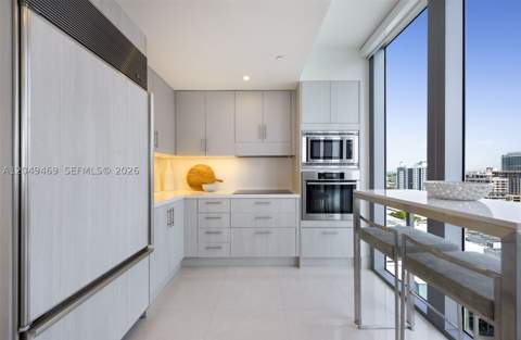 6799 Collins Ave 1402, Miami Beach FL - photo 6 of 34