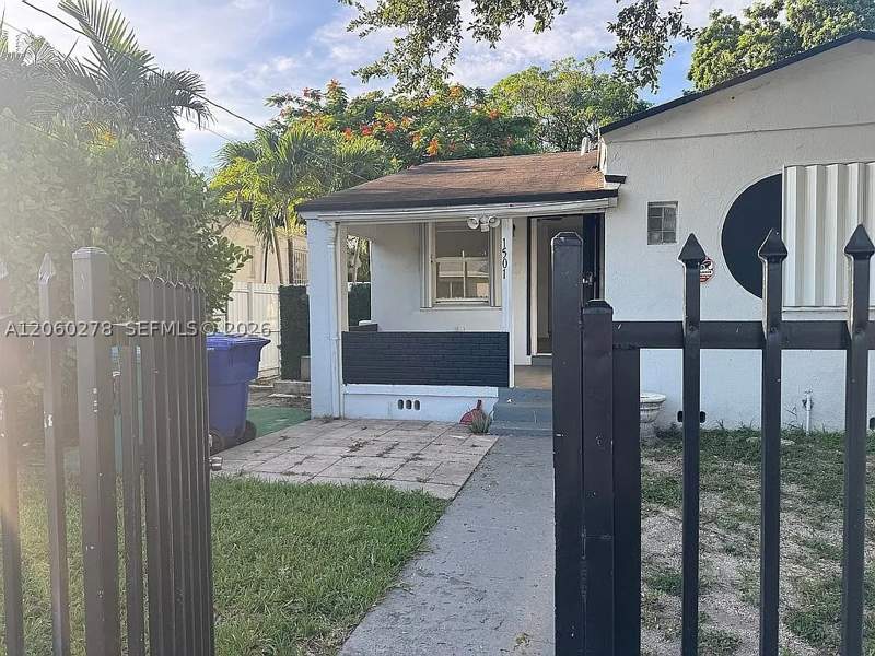 4 bedroom SingleFamilyResidence at 1501 NW 42nd St, North Miami Estates, Miami — photo 5