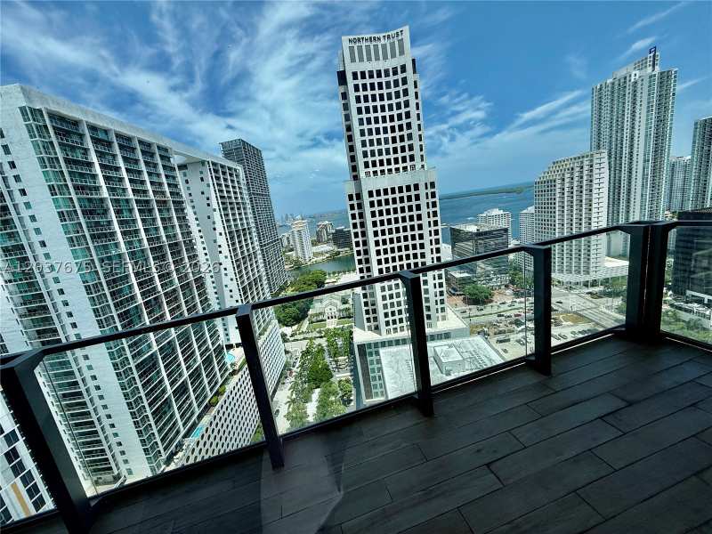 2 bedroom Condominium at 68 SE 6th St 2707, Reach Condo, Miami — photo 1