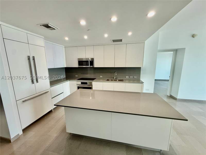 2 bedroom Condominium at 68 SE 6th St 2707, Reach Condo, Miami — photo 5