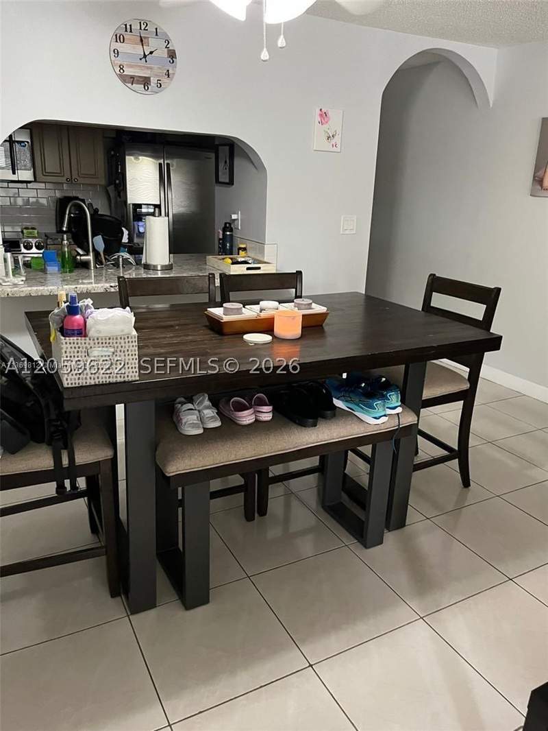 2 bedroom Condominium at 10135 NW 9th St Cir 5-208, Las Brisas Village Condo, Miami — photo 3