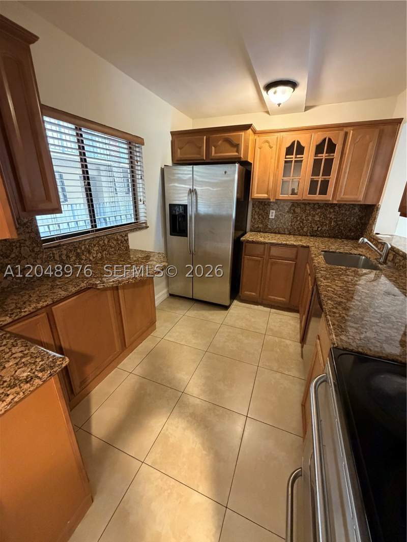 2 bedroom Condominium at 8635 NW 8th St 303, Fox Chase Condo #3, Miami — photo 2