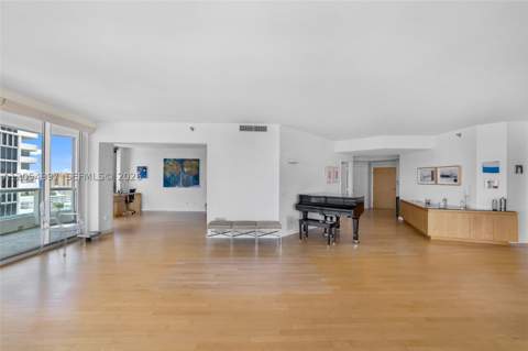 21150 Point Pl 1605, Aventura FL - photo 12 of 45