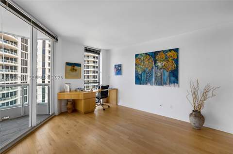 21150 Point Pl 1605, Aventura FL - photo 19 of 45